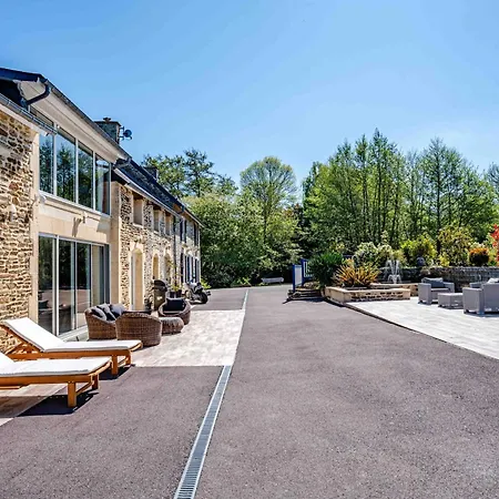 Holiday home De Seulline - Votre Parenthese Nature Avec Etang Prive, Bain Nordique & Moments Petanque Saint-Georges-D'Aunay