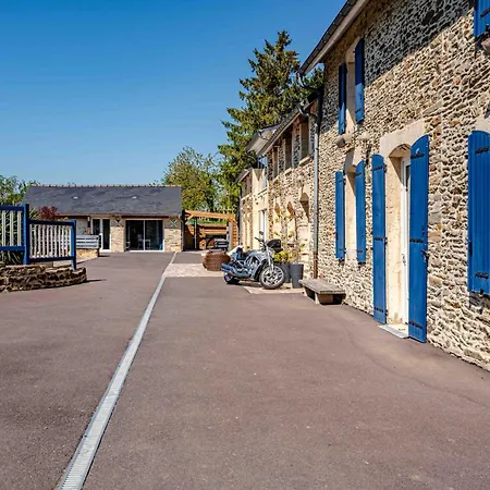 De Seulline - Votre Parenthese Nature Avec Etang Prive, Bain Nordique & Moments Petanque Saint-Georges-D'Aunay